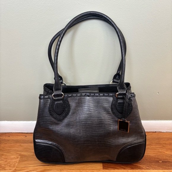 Nine West Handbags - Nine West Black/Grey Textured Faux Leather Tote Handbag